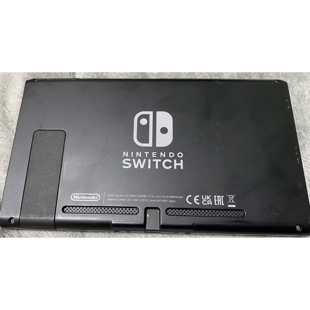 Nintendo Switch(ニンテンドースイッチ)の2021年Switch本体のみ(バッテリー強化型) エンタメ/ホビーのゲームソフト/ゲーム機本体(家庭用ゲーム機本体)の商品写真