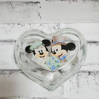 ディズニー(Disney)のディズニー　ミッキー＆ミニー　ハート型ガラスケース　結婚式　リングケースにも(キャラクターグッズ)