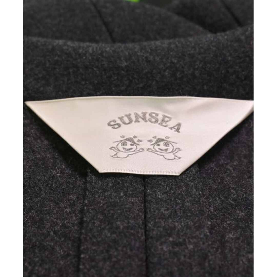 SUNSEA(サンシー)のSUNSEA サンシー チェスターコート 1(S位) グレー 【古着】【中古】 メンズのジャケット/アウター(チェスターコート)の商品写真