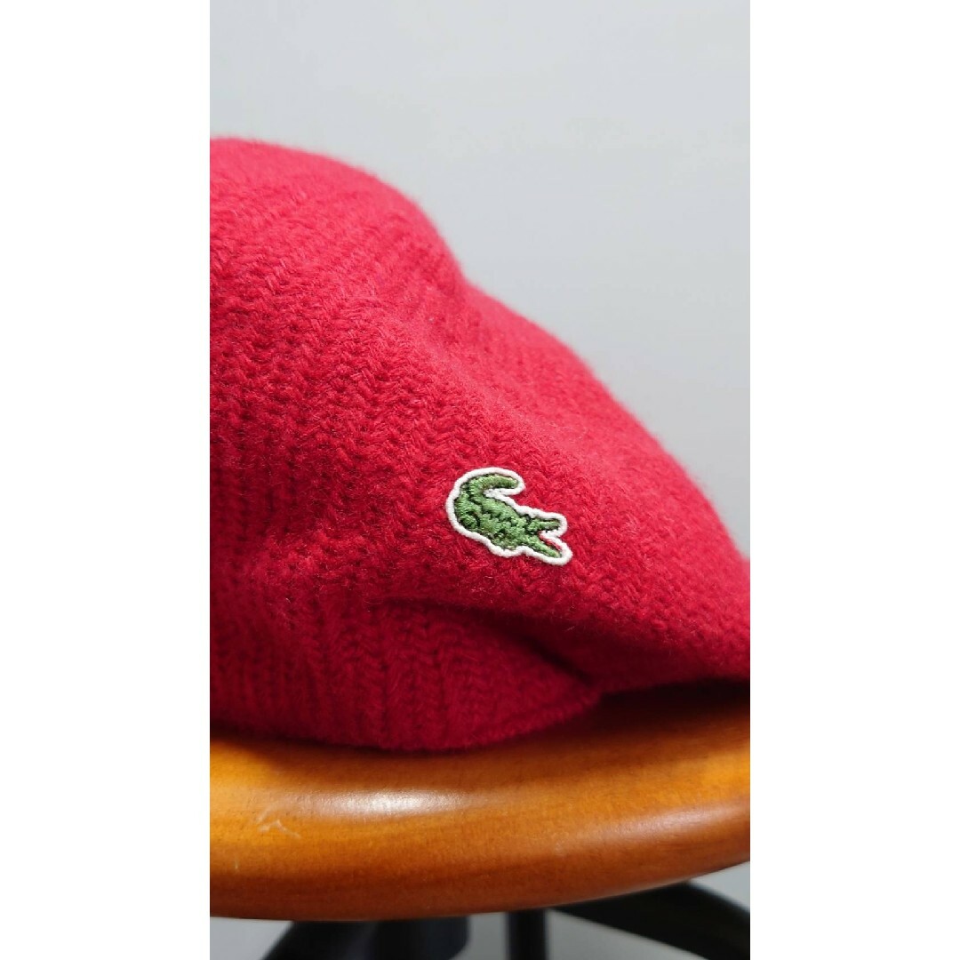 LACOSTE(ラコステ)のLACOSTE ニット ハンチング レッド 57cm ロゴワッペン 帽子 日本製 メンズの帽子(ハンチング/ベレー帽)の商品写真