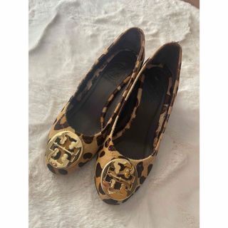 トリーバーチ(Tory Burch)のトリーバーチ　パンプス　ヒョウ柄　美品。(ハイヒール/パンプス)