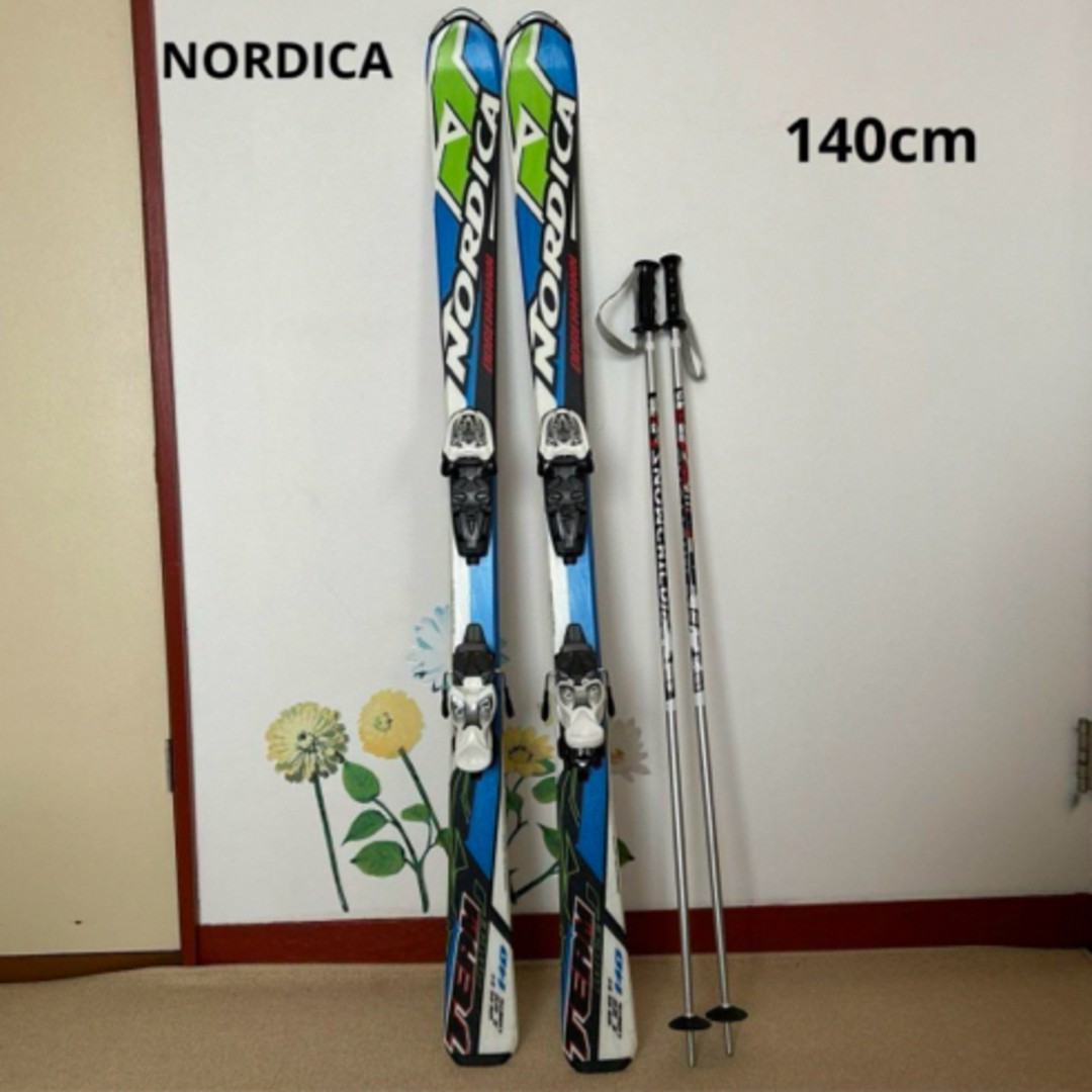 NORDICA ジュニアスキー、ストック 140cm 袋付き - 板