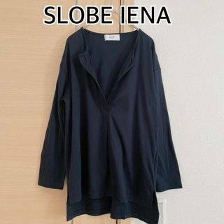 スローブイエナ(SLOBE IENA)のSLOBE IENA　スローブイエナ　長袖ブラウス　ネイビー　Vネック(シャツ/ブラウス(長袖/七分))