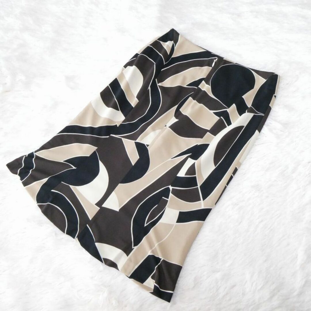 INED(イネド)のINED イネド レディース スカート ひざ丈 幾何学 Sサイズ レディースのスカート(ひざ丈スカート)の商品写真