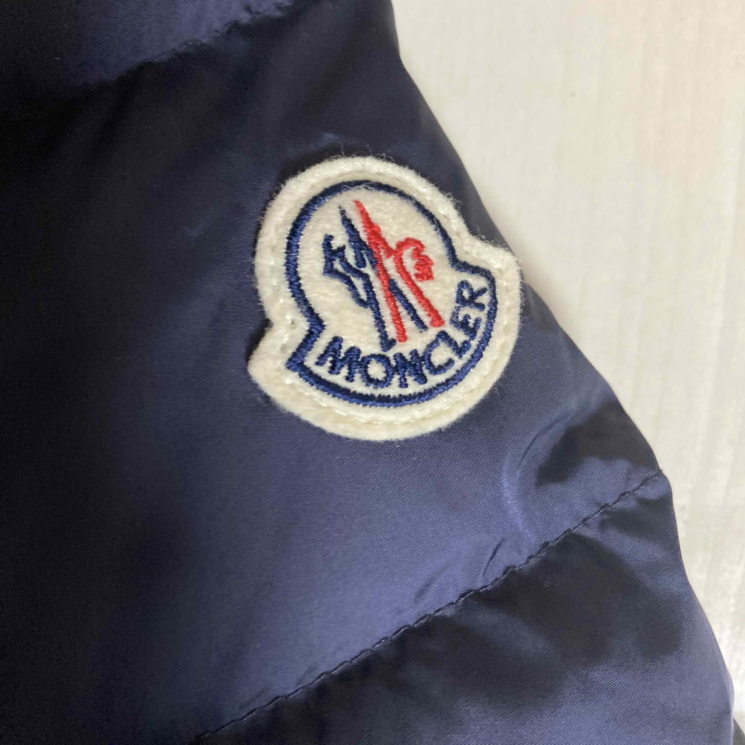 MONCLER(モンクレール)の美品モンクレール　アベル☆ガーメントハンガー付き☆ レディースのジャケット/アウター(ダウンコート)の商品写真