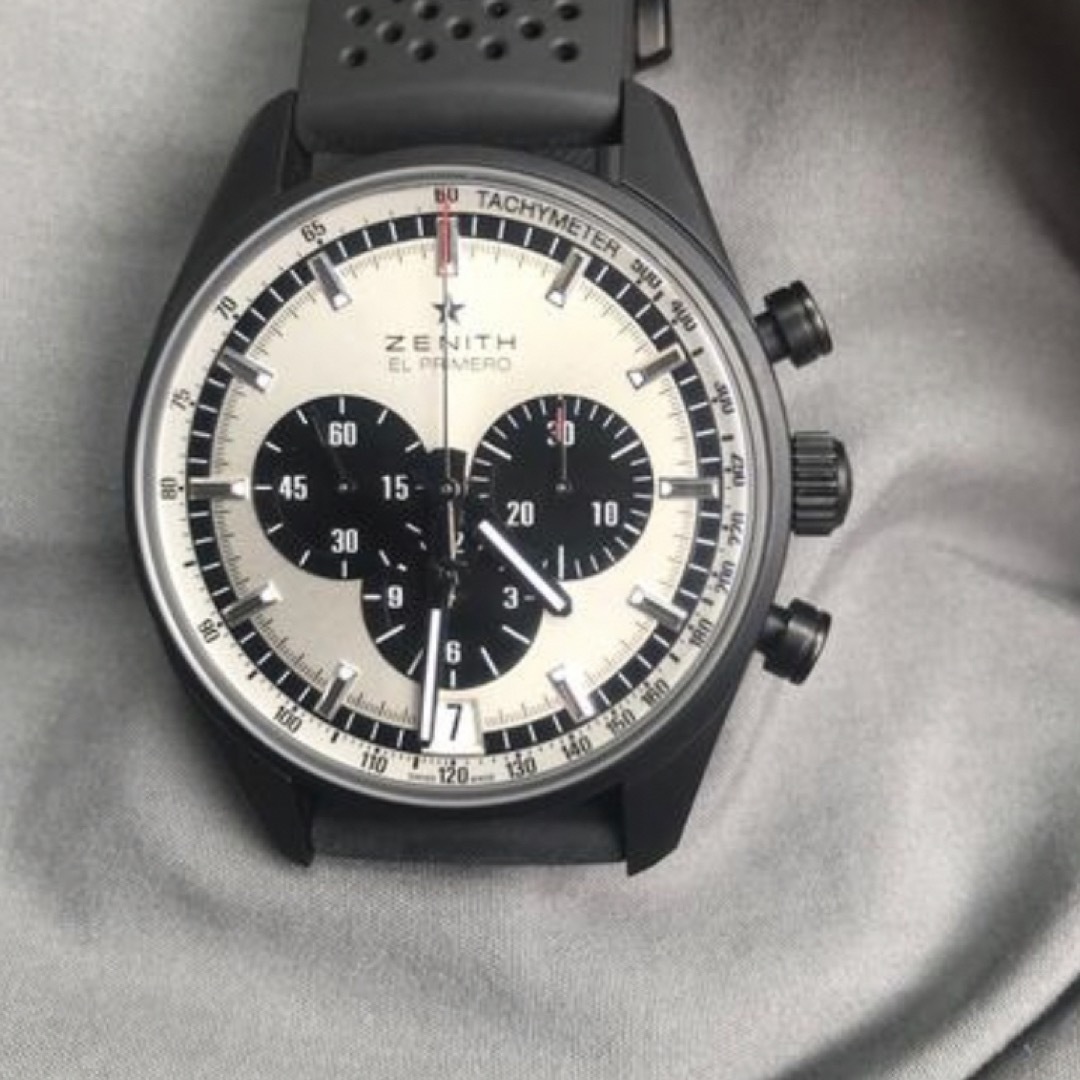 ZENITH(ゼニス)のゼニス　クロノマスター　ほぼ新品 メンズの時計(腕時計(アナログ))の商品写真
