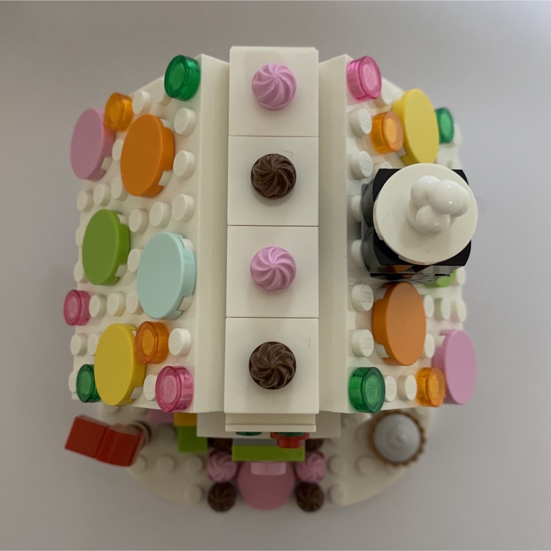 Lego(レゴ)のLEGO 40139 ジンジャーブレッドハウス　お菓子の家 キッズ/ベビー/マタニティのおもちゃ(知育玩具)の商品写真