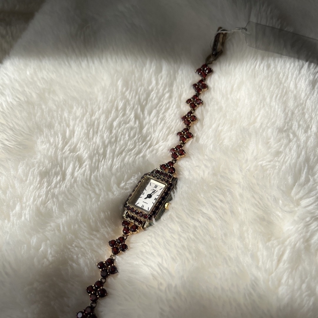 ガーネットヴィンテージウォッチ レディースのファッション小物(腕時計)の商品写真