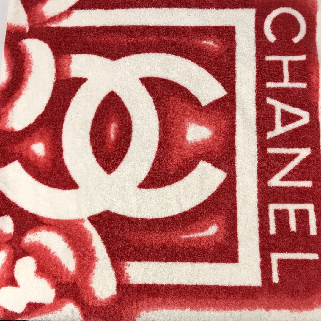 CHANEL(シャネル)のシャネル CHANEL カメリア スポーツ バスタオル インテリア ひざかけ ブランケット ビーチ タオル コットン ホワイト インテリア/住まい/日用品の日用品/生活雑貨/旅行(タオル/バス用品)の商品写真