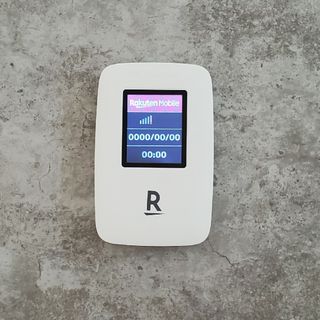 ラクテン(Rakuten)の【値下げ不可】楽天 Rakuten Pocket Wi-Fi ホワイト白(PC周辺機器)