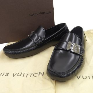 ルイヴィトン(LOUIS VUITTON)の【本物保証】 箱・布袋付 新品同様 ルイヴィトン LOUIS VUITTON ローファー ドライビングシューズ LV ロゴ シンプル 靴 レザー ブラック ７(その他)