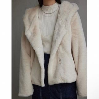 アズールバイマウジー(AZUL by moussy)の【新品】ファーブルゾン AZUL by moussy(毛皮/ファーコート)