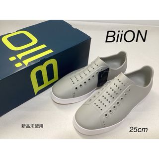 BiiON（バイオン）シューズ　　M6 W8 25cm(シューズ)