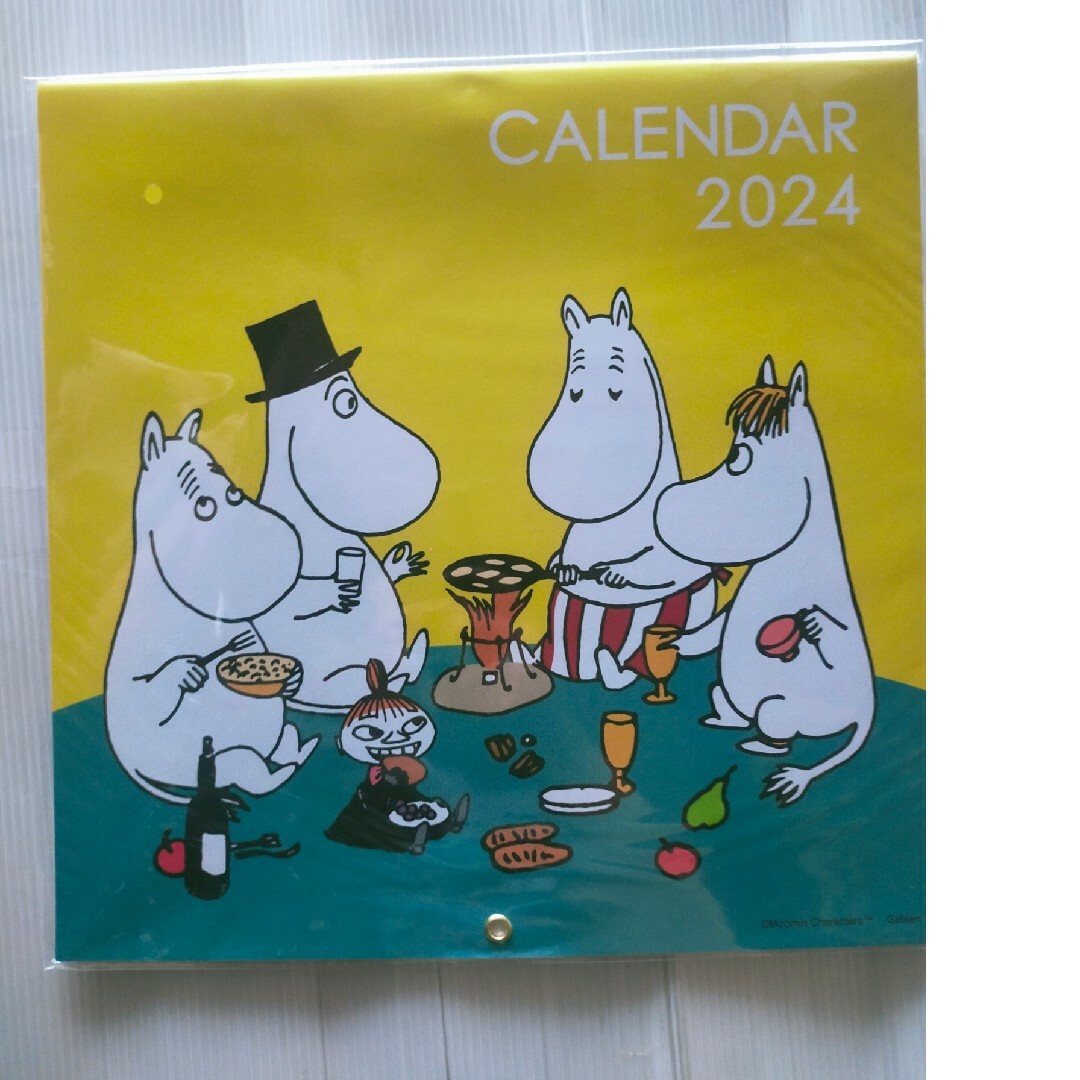 MOOMIN(ムーミン)の新品　ムーミンカレンダー2024 壁掛け インテリア/住まい/日用品の文房具(カレンダー/スケジュール)の商品写真