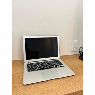 アップル(Apple)のMacBook Air 13inch （マックブック　エアー）(ノートPC)