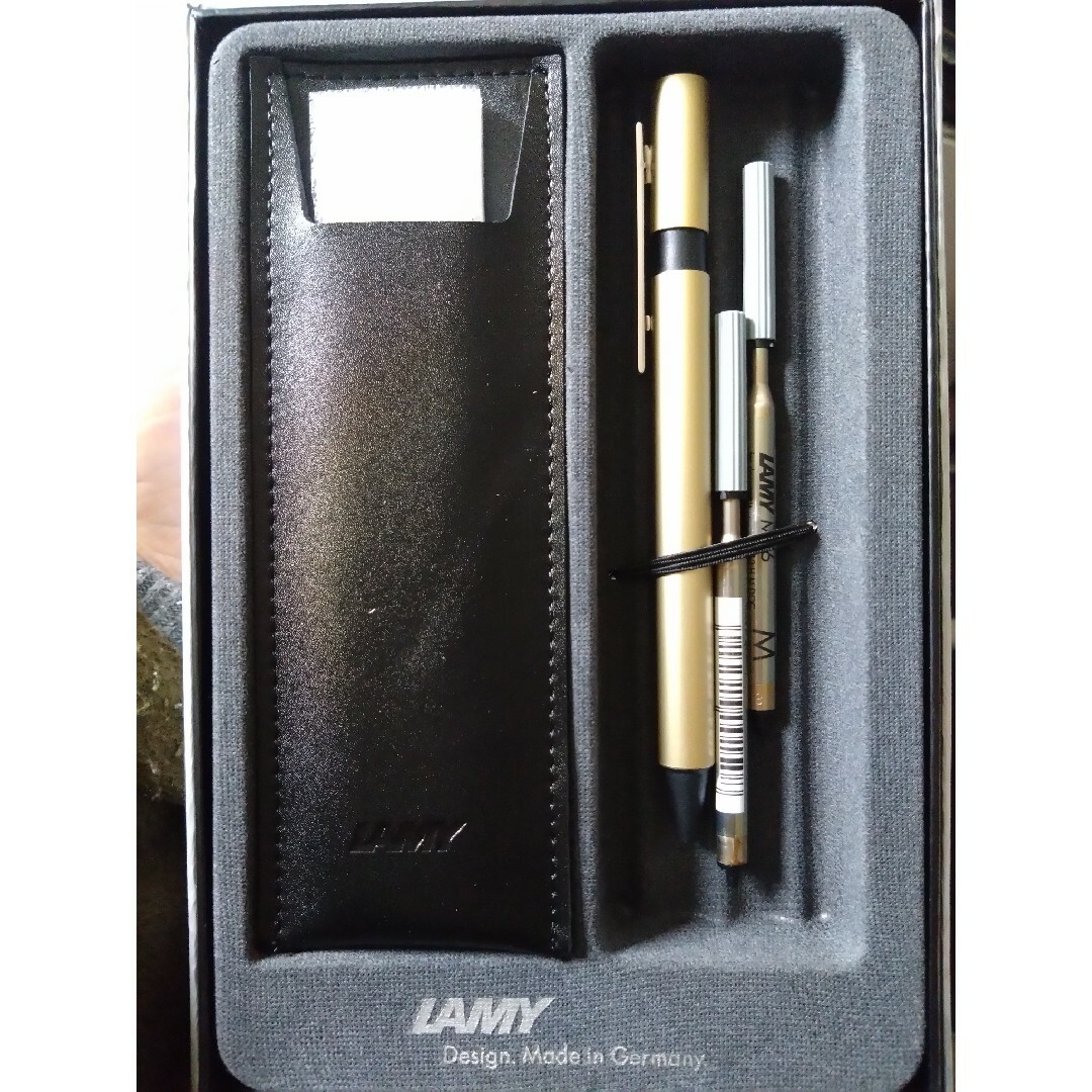 LAMY ボールペン替芯付き文房具