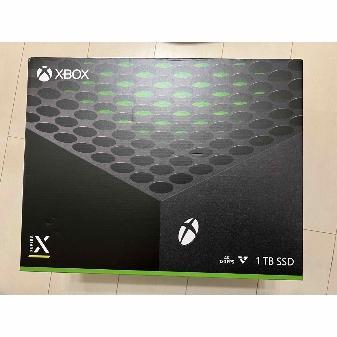 10000GB色Xbox Series X本体