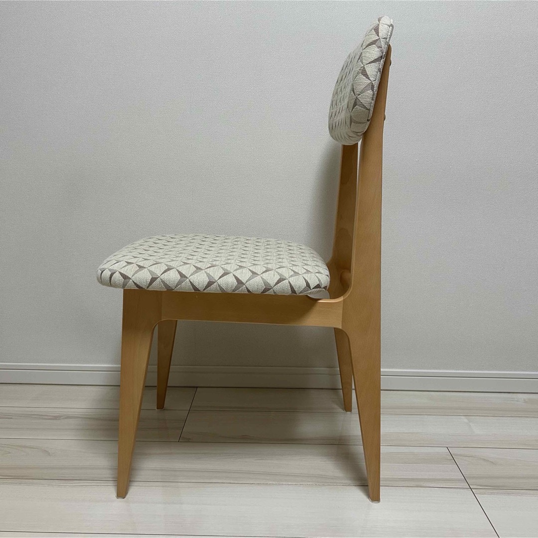 IDEE(イデー)の【送料込み】新品・未使用　LOOMIS CHAIR  ベージュ インテリア/住まい/日用品の椅子/チェア(ダイニングチェア)の商品写真