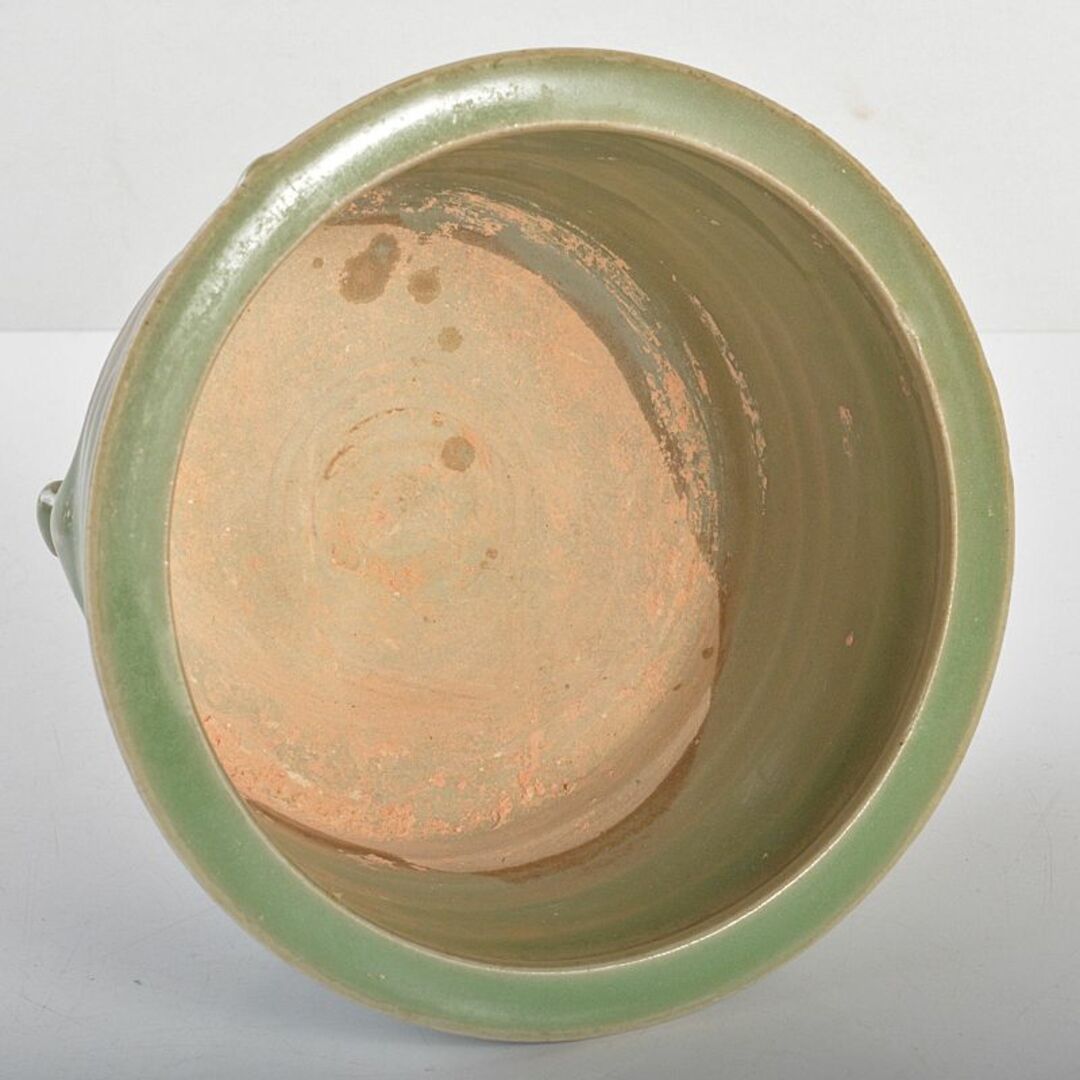中国 龍泉窯青磁 刻線文三足香炉 C R6715E 中国 龍泉窯青磁 刻線文三足香炉 C R6715E