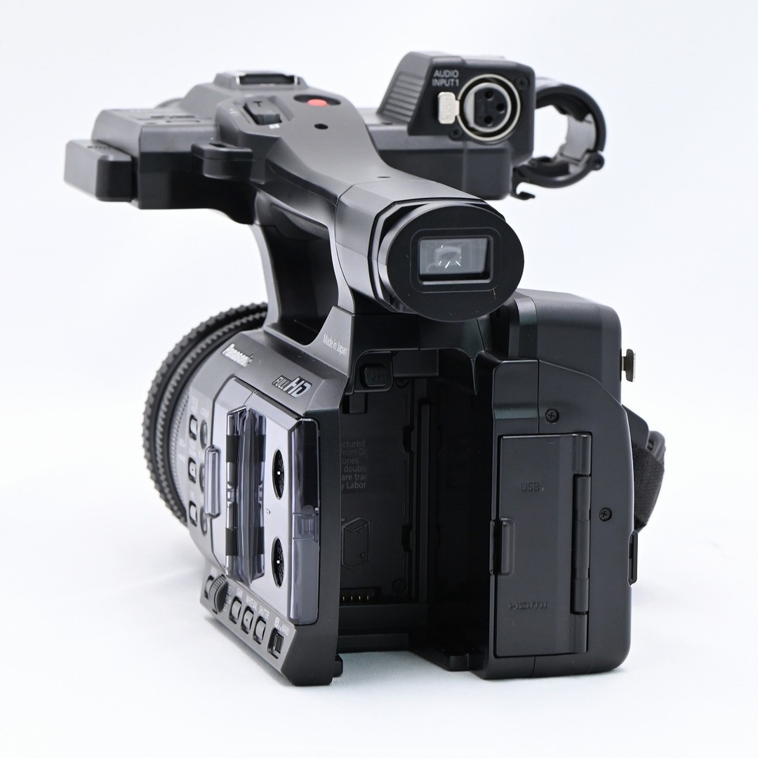 Panasonic(パナソニック)のPanasonic AG-AC30 メモリーカード・カメラレコーダー スマホ/家電/カメラのカメラ(ビデオカメラ)の商品写真