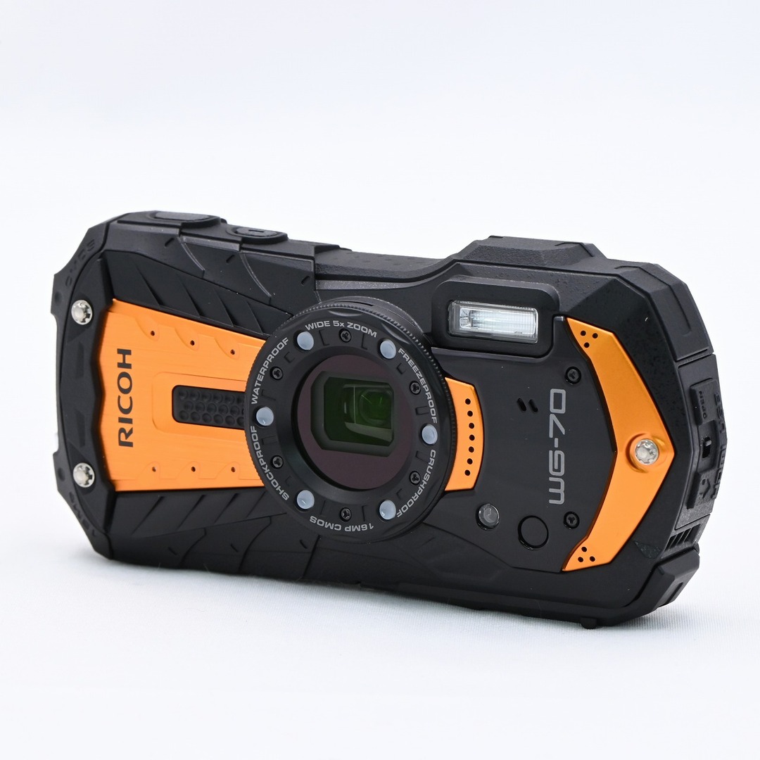 RICOH(リコー)のRICOH WG-70 オレンジ スマホ/家電/カメラのカメラ(コンパクトデジタルカメラ)の商品写真