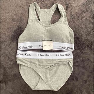 カルバンクライン(Calvin Klein)のカルバンクラインブラセット(ブラ&ショーツセット)