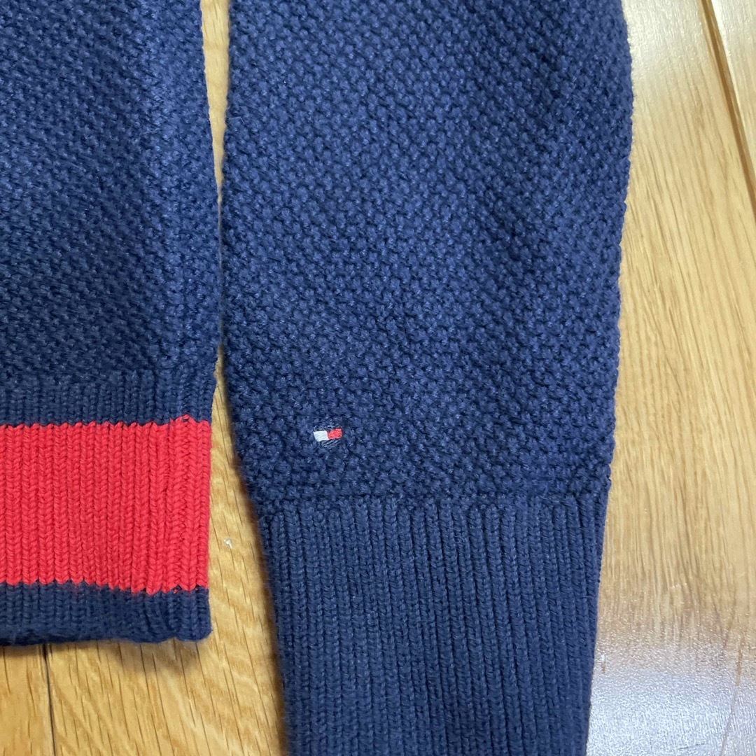 TOMMY HILFIGER(トミーヒルフィガー)のトミーヒルフィガー　長袖　上着　サイズ128 キッズ/ベビー/マタニティのキッズ服男の子用(90cm~)(Tシャツ/カットソー)の商品写真