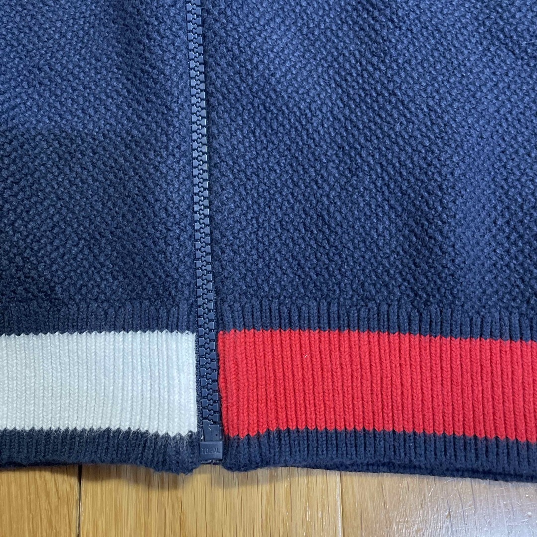 TOMMY HILFIGER(トミーヒルフィガー)のトミーヒルフィガー　長袖　上着　サイズ128 キッズ/ベビー/マタニティのキッズ服男の子用(90cm~)(Tシャツ/カットソー)の商品写真