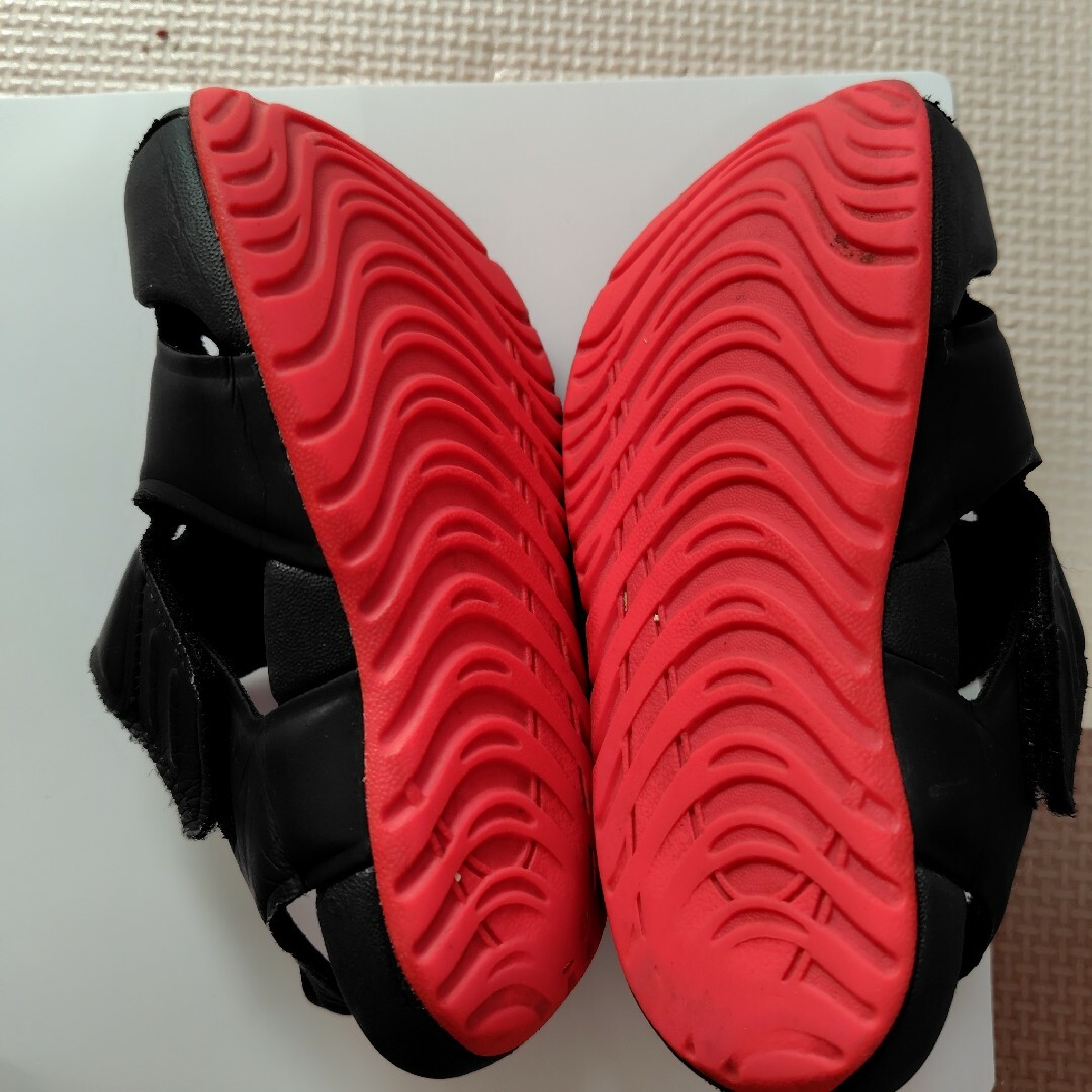 NIKE(ナイキ)のナイキのサンダル　13cm キッズ/ベビー/マタニティのベビー靴/シューズ(~14cm)(サンダル)の商品写真