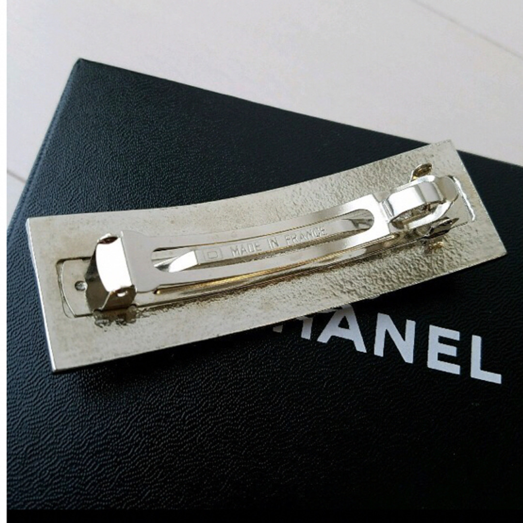 CHANELバレッタ マトラッセ ココマークゴールド - ヘアピン CHANELバレッタ マトラッセ ココマークゴールド - ヘアピン