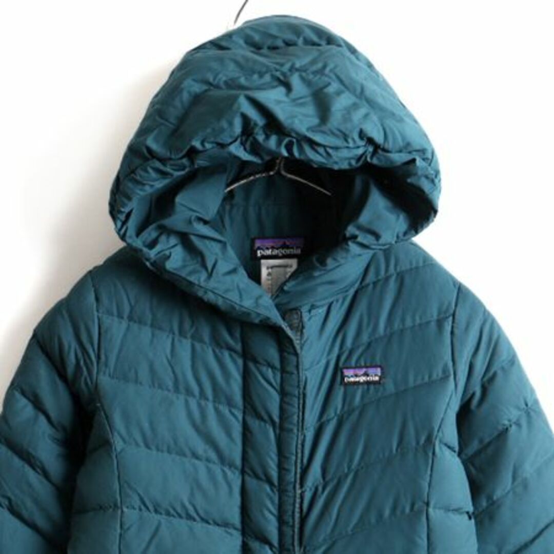 patagonia(パタゴニア)の13年製 ガールズ S 130cm 程 パタゴニア フルジップ ダウン コート キッズ 8 古着 PATAGONIA アウトドア フード パーカー ジャケット 濃緑  キッズ/ベビー/マタニティのキッズ服女の子用(90cm~)(コート)の商品写真