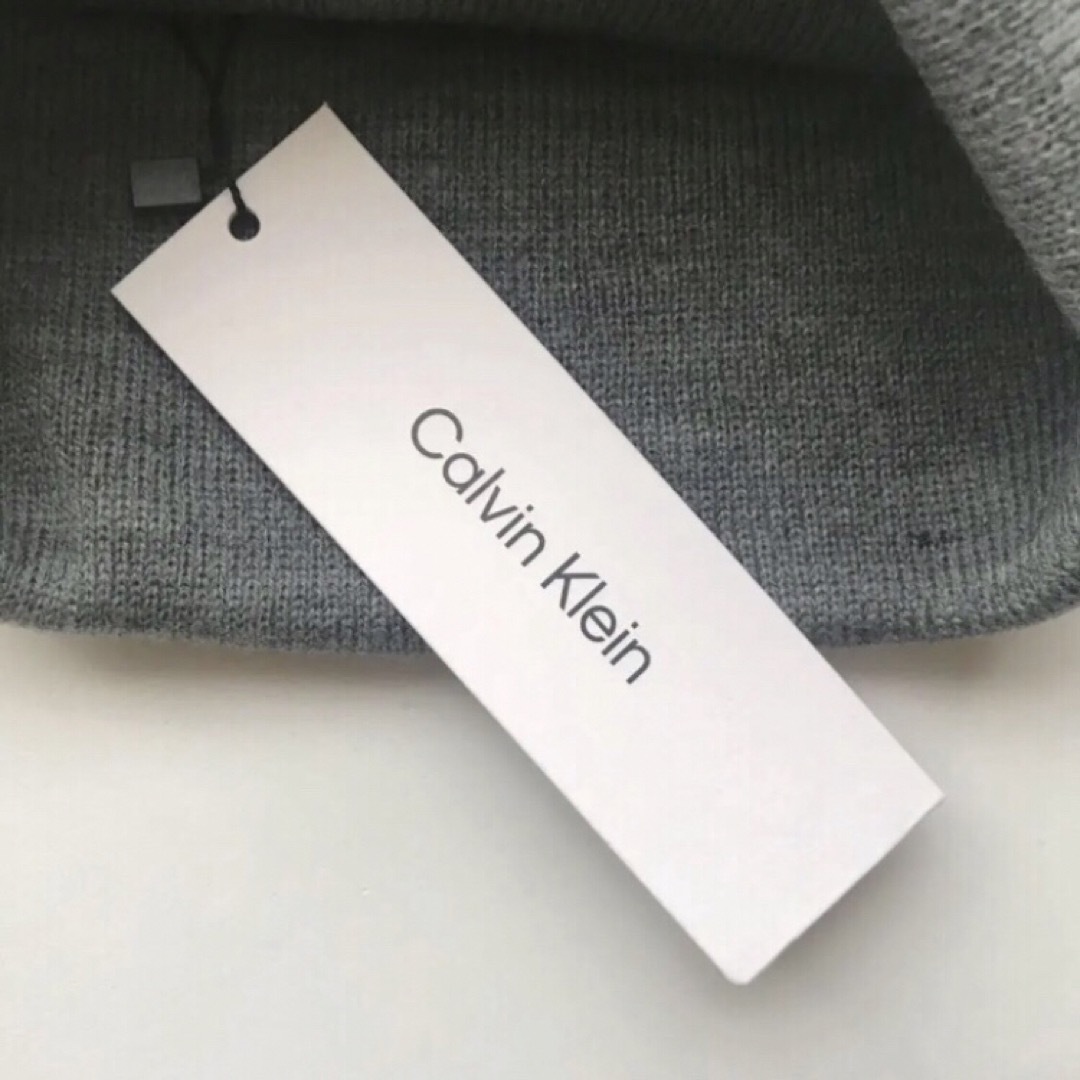 Calvin Klein(カルバンクライン)のレア カルバンクライン ニット帽 グレー 帽子 キャップ メンズの帽子(ニット帽/ビーニー)の商品写真