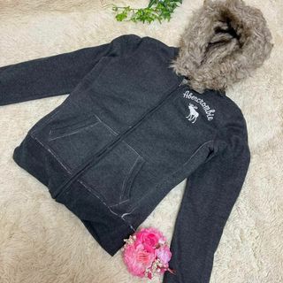 アバクロンビーアンドフィッチ(Abercrombie&Fitch)のAbercrombie&Fitch アバクロ  ファー ジップアップ パーカー(パーカー)