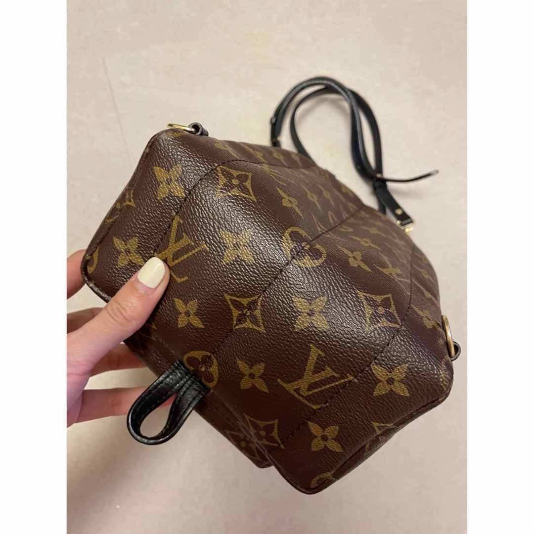 LOUIS VUITTON(ルイヴィトン)のヴィトン ルイヴィトン リュック ミニリュック モノグラム レディースのバッグ(リュック/バックパック)の商品写真