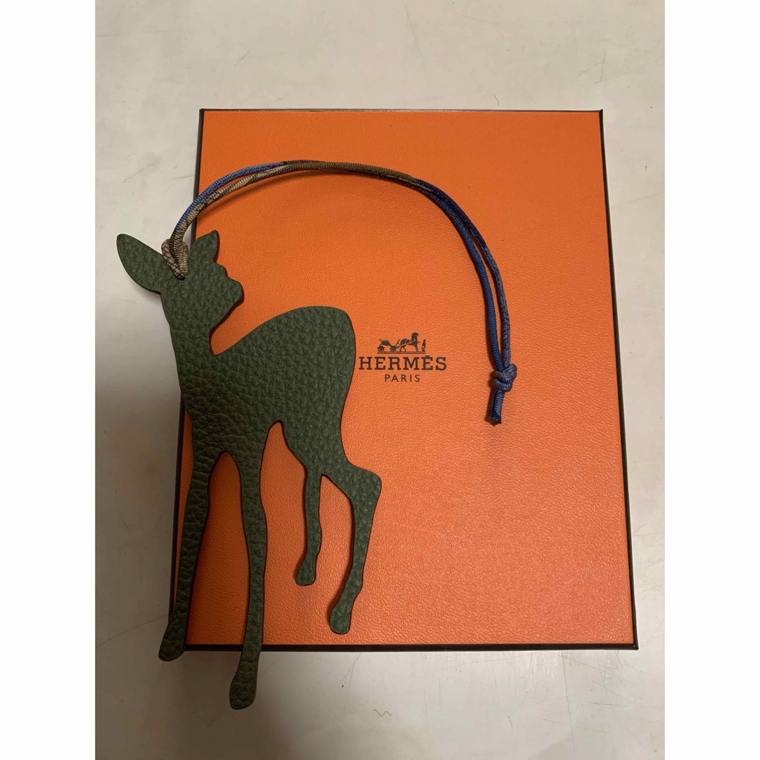 エルメス　HERMES  プティアッシュ  バンビ　鹿　ピンク　チャーム