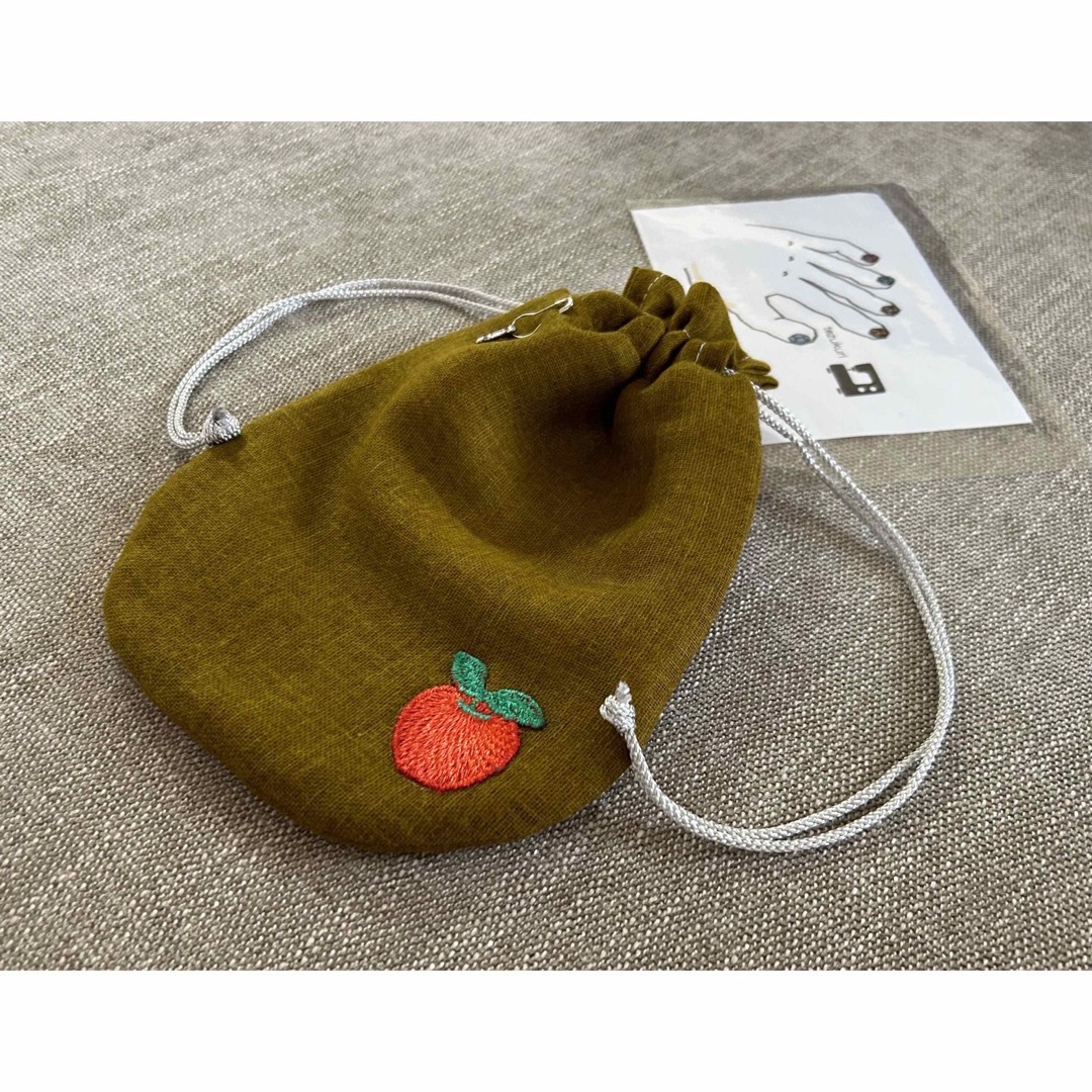 林檎とゴリラの巾着袋 ハンドメイドのファッション小物(ポーチ)の商品写真