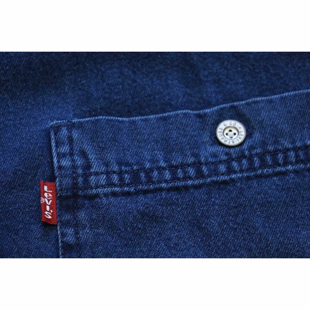 Levi's(リーバイス)の90s Levi'sリーバイス ボタンダウン カラーデニムシャツ 後染め 紺★オールド ビンテージ コットン ダンガリー ネイビー オーバーサイズ メンズのトップス(シャツ)の商品写真