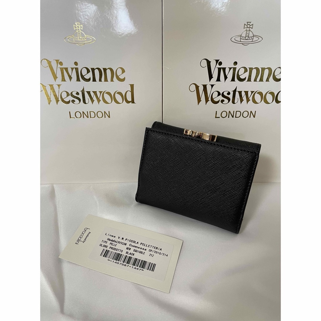 Vivienne Westwood(ヴィヴィアンウエストウッド)の新品未使用　ヴィヴィアンウエストウッド　三つ折り財布　ブラック　 メンズのファッション小物(折り財布)の商品写真