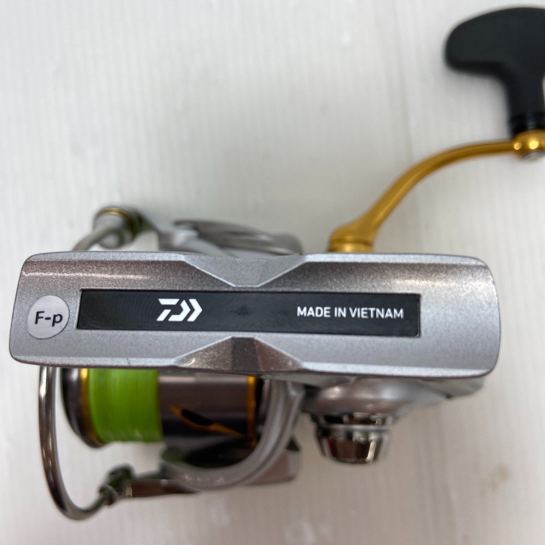 ΨΨDAIWA ダイワ スピニングリール　21フリースム　LT　2500-XH 00060266 箱付き