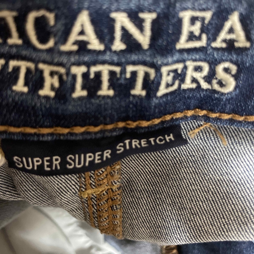 American Eagle(アメリカンイーグル)のAMERICAN EAGLE ダメージスキニー レディースのパンツ(デニム/ジーンズ)の商品写真