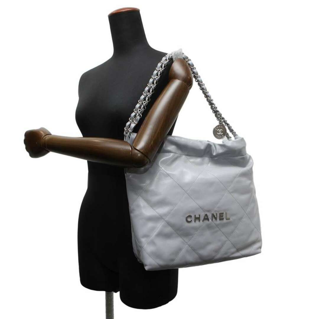 CHANEL(シャネル)のシャネル チェーンハンドバッグ シャネル22 スモール カーフレザー AS3260 CHANEL ショルダーバッグ レディースのバッグ(ハンドバッグ)の商品写真