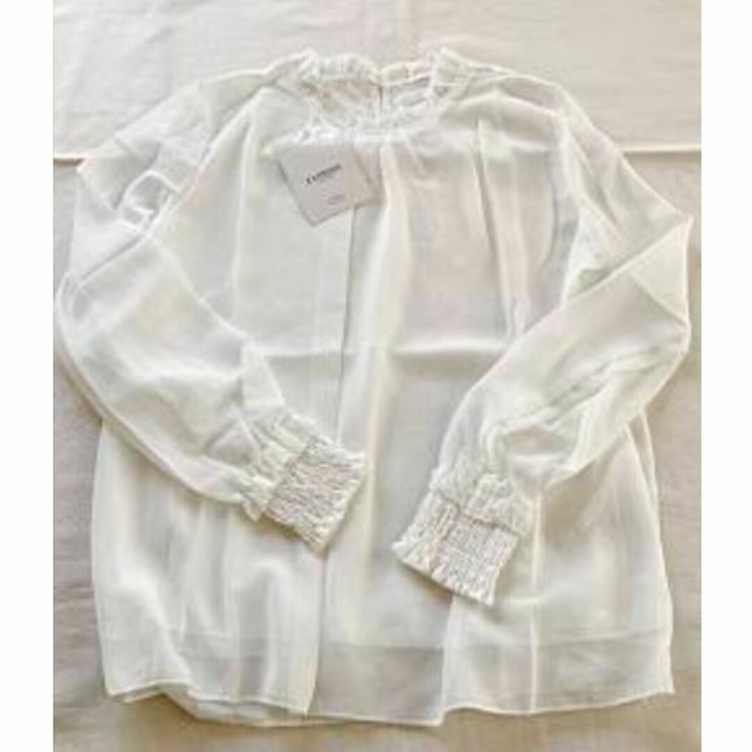白 ホワイト シフォンシャツ ブラウス 卒園式 卒業式 L 韓国 フリル襟 レディースのトップス(シャツ/ブラウス(長袖/七分))の商品写真