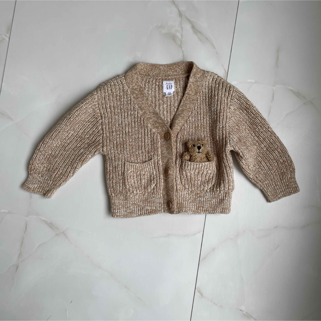 GAP Kids(ギャップキッズ)のbaby gap ニット　カーディガン キッズ/ベビー/マタニティのベビー服(~85cm)(カーディガン/ボレロ)の商品写真