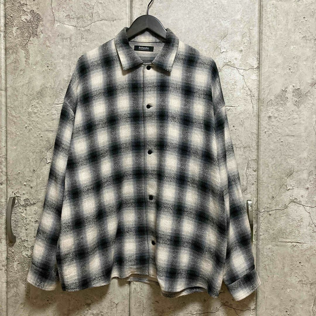 ROTTWEILER(ロットワイラー)の【XL】OPEN COLLAR OMBRE SHIRT ロットワイラー　オンブレ メンズのトップス(シャツ)の商品写真