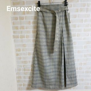 エムズエキサイト(EMSEXCITE)のEmsexcite タグ付き スリットタイトスカート(ロングスカート)