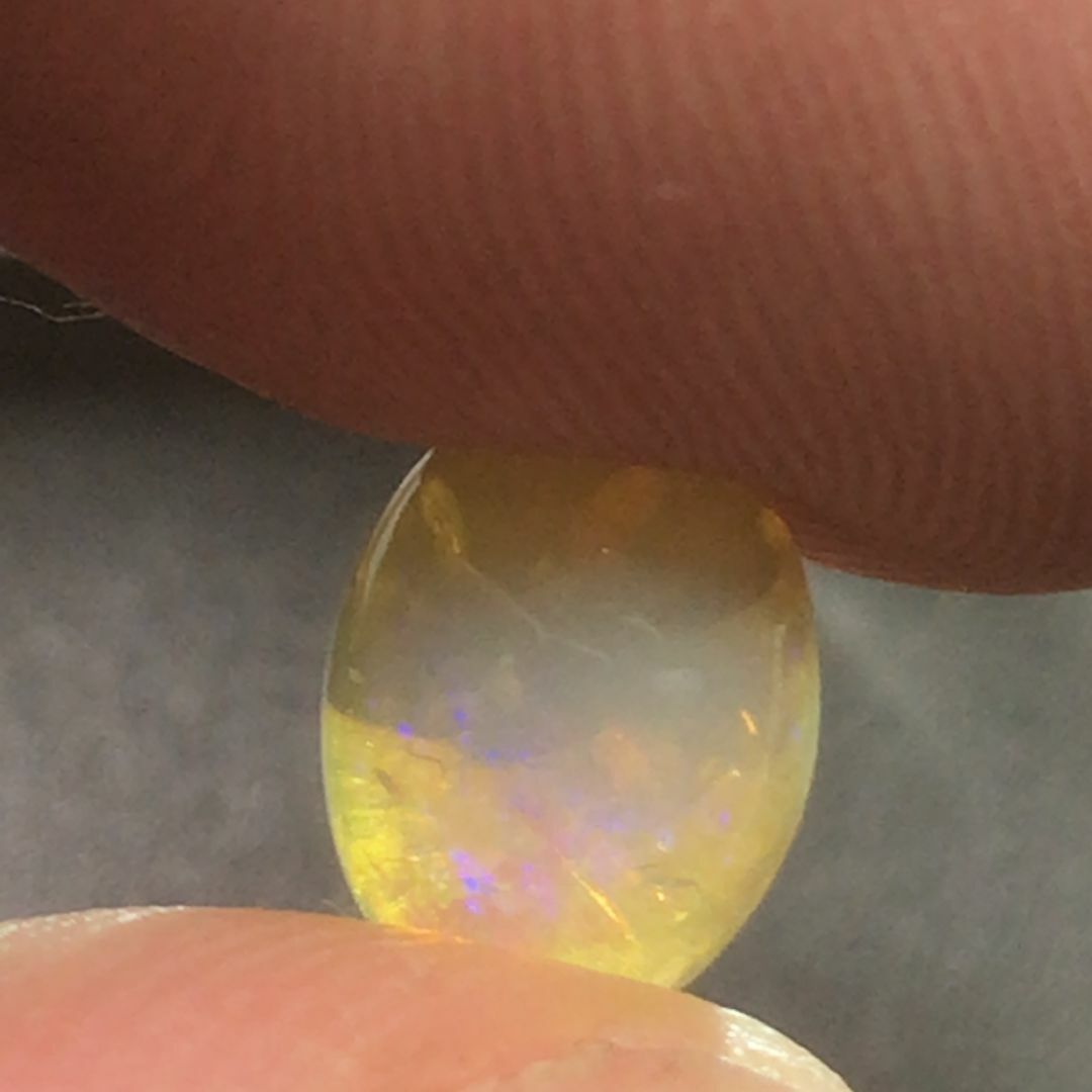 ブラジル産 オパール 1.75カラット [opal-10] 裸石 ルース 宝石 ハンドメイドのアクセサリー(その他)の商品写真