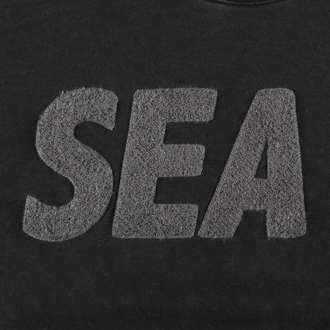 WIND AND SEA(ウィンダンシー)のWIND AND SEA  CHENILLE CREW NECK  新品 未開封 メンズのトップス(スウェット)の商品写真