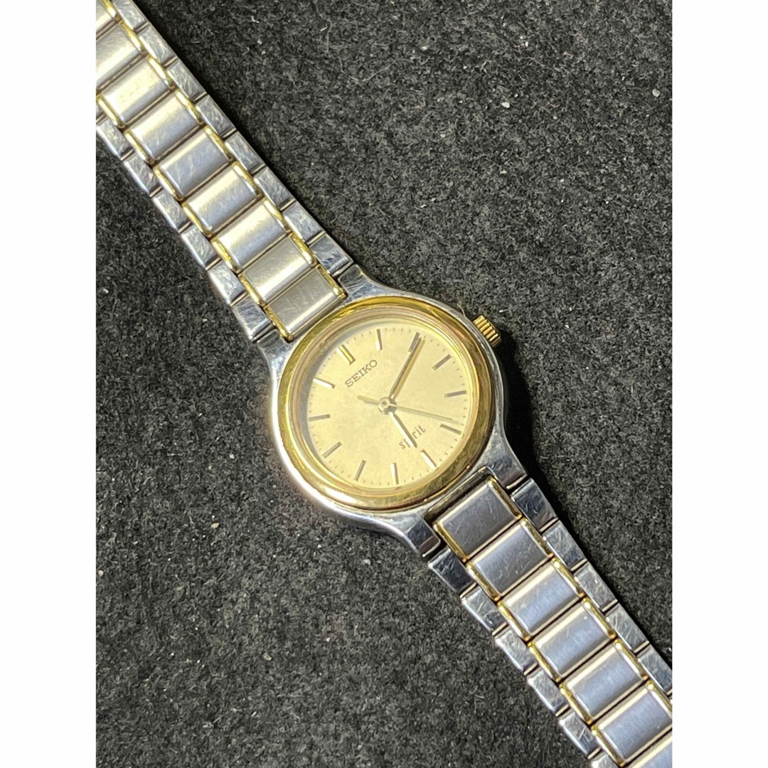 SEIKO(セイコー)の★ SEIKO Spirit ゴールド色盤面 レディース腕時計 訳あり ★保管品 レディースのファッション小物(腕時計)の商品写真