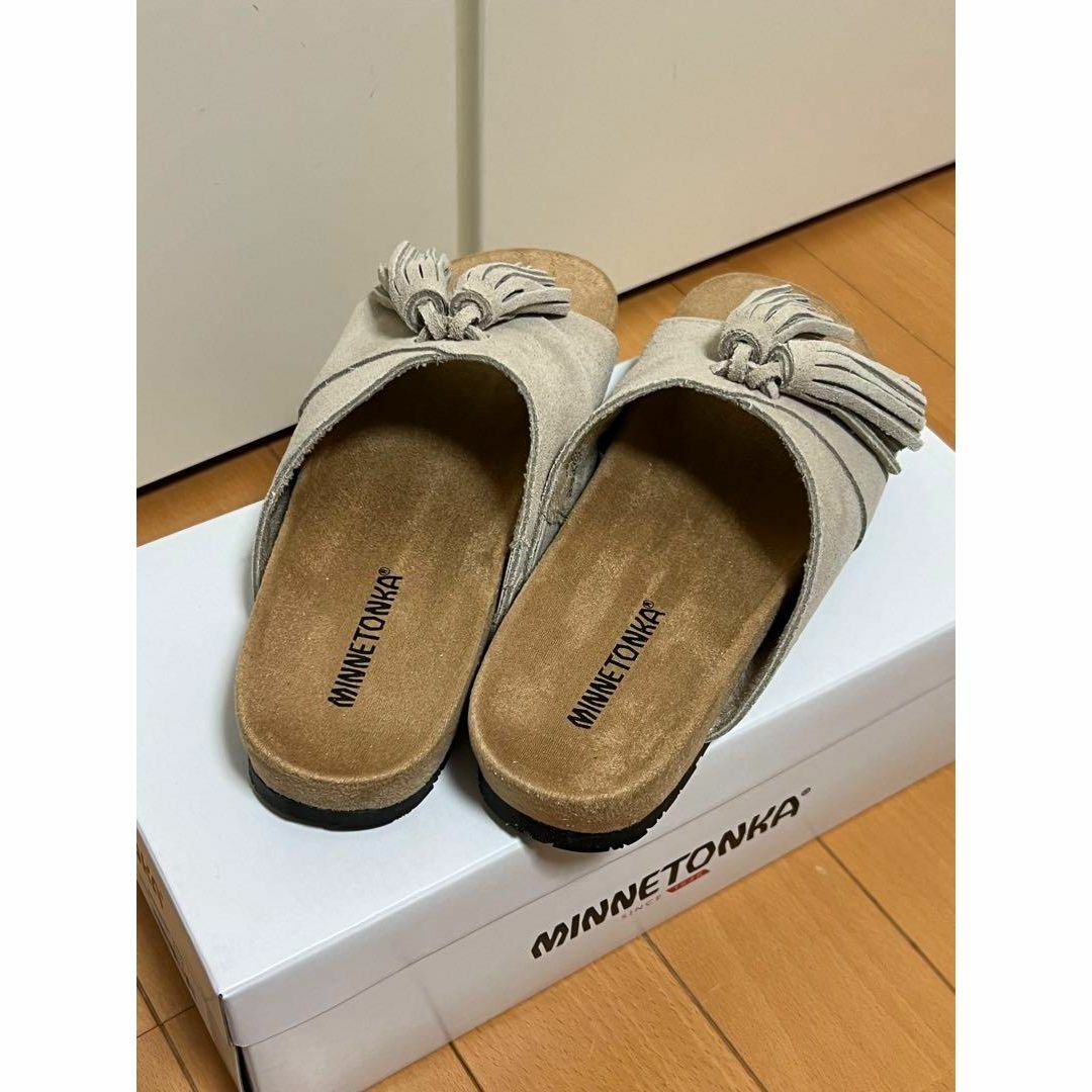 Minnetonka - 新品 ミネトンカ ミラ タッセルフ ラットサンダル ...