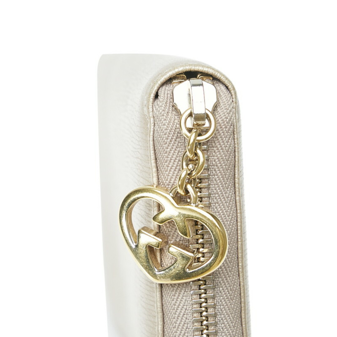 GUCCI - グッチ ラブリー ハートチャーム ゴールド金具 ラウンド GUCCI - グッチ ラブリー ハートチャーム ゴールド金具 ラウンド